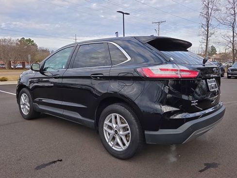 Used 2024 Ford Edge SEL image 3