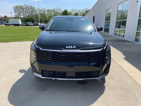 New 2026 Kia Sportage LX FWD image 3