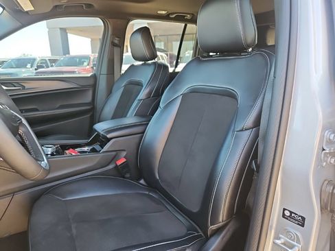 Certified 2023 Jeep Grand Cherokee Altitude AWD/4WD image 14