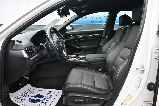 Used 2020 Honda Accord Sport image 11