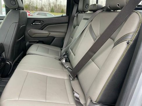 Used 2023 Chevrolet Colorado ZR2 w/ ZR2 Convenience Package III image 7