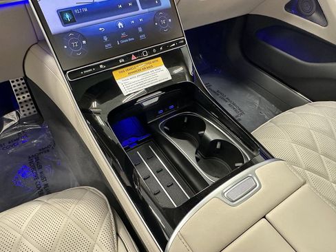 New 2026 Mercedes-Benz S 580 4MATIC Sedan image 33