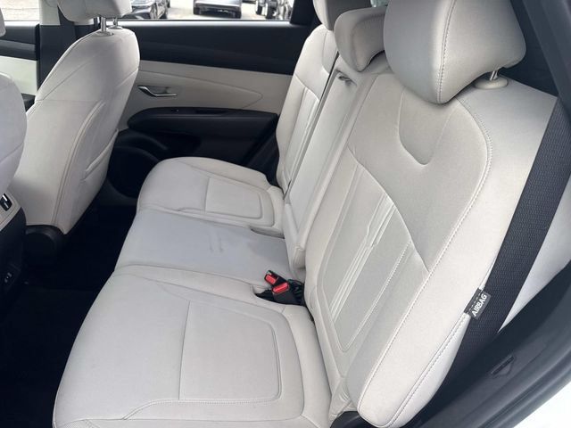 Used 2025 Hyundai Tucson SEL AWD/4WD image 17