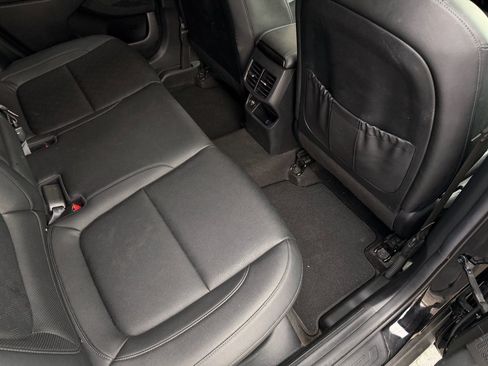 Used 2022 Kia Seltos EX image 20