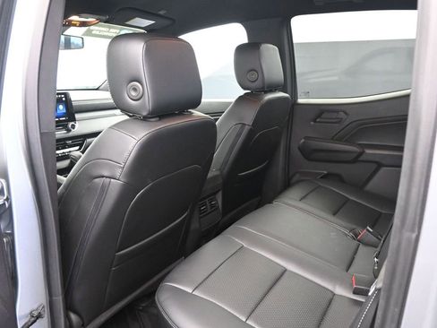 Used 2025 Chevrolet Colorado W/T w/ WT Custom Package image 17