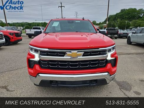 Used 2025 Chevrolet Silverado 1500 LT AWD/4WD image 8