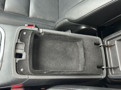 Used 2015 Dodge Durango Limited w/ Nav & Power Liftgate Group AWD/4WD image 17