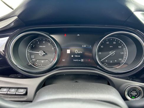 Used 2021 Buick Encore GX Essence w/ Advanced Technology Package image 11