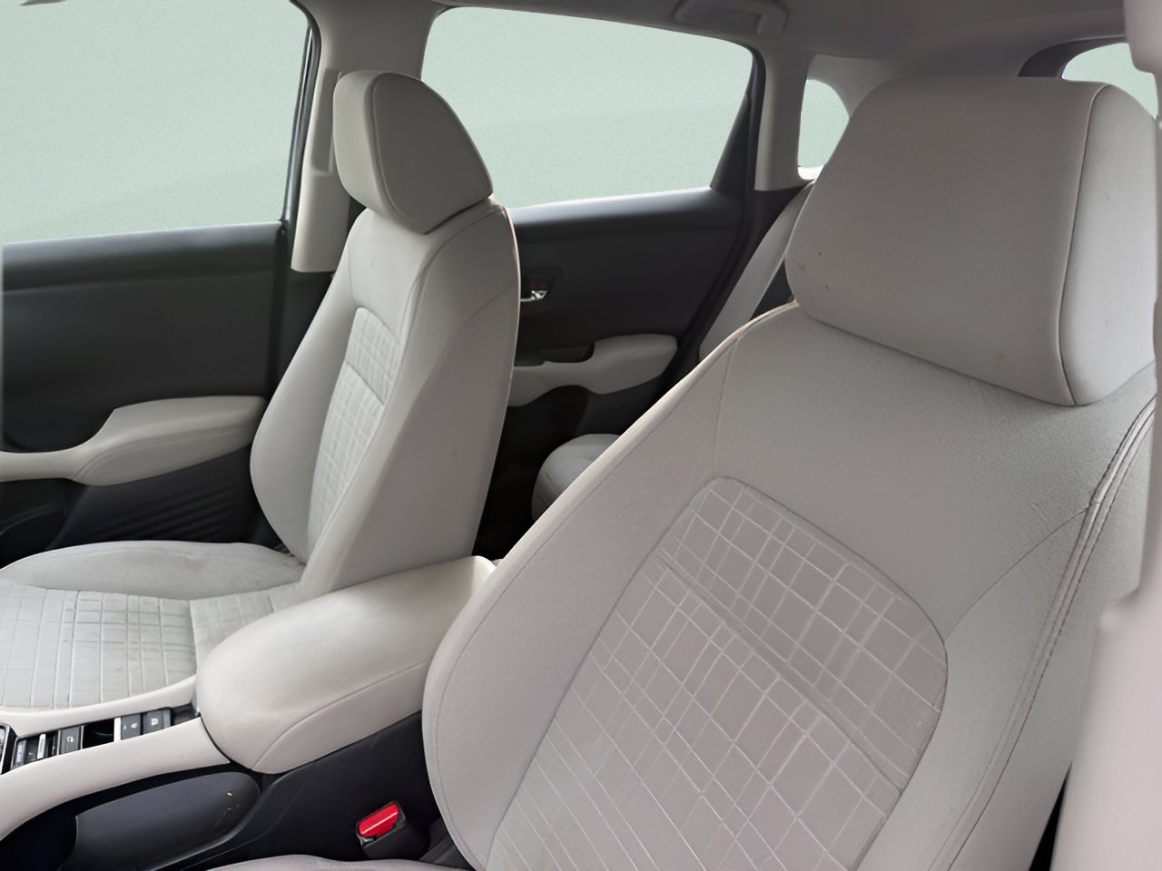 Used 2024 Honda HR-V LX image 19