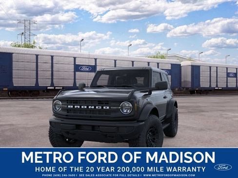 New 2026 Ford Bronco 2-Door AWD/4WD image 2