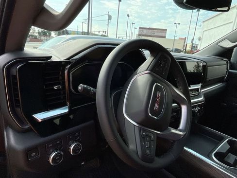 New 2026 GMC Sierra 3500 SLT w/ SLT Premium Package image 12