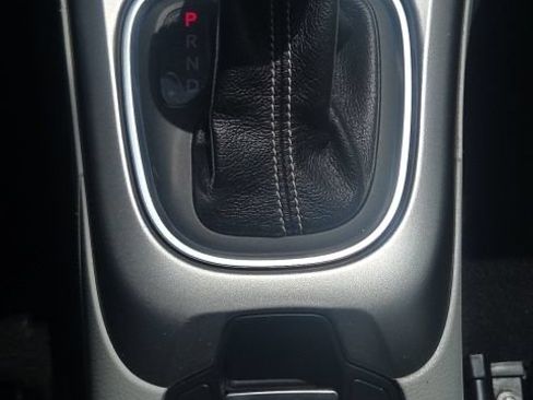 Used 2018 Jeep Compass Latitude FWD image 30