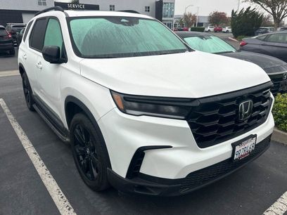 Certified 2025 Honda Pilot Black Edition