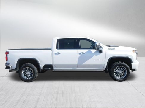 Used 2022 Chevrolet Silverado 3500 High Country w/ Z71 Off-Road Package AWD/4WD image 8