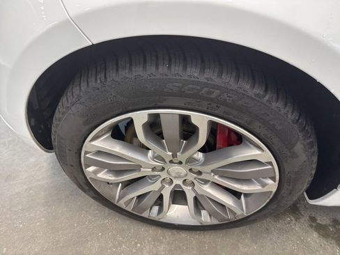 Used 2015 Land Rover Range Rover Sport Supercharged image 20