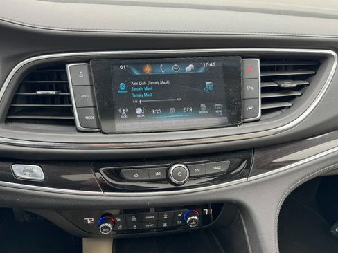 Used 2019 Buick Enclave Premium w/ Experience Buick Package image 21