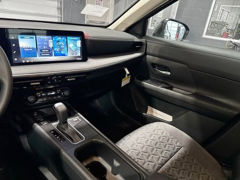 New 2026 Nissan Kicks SV image 20