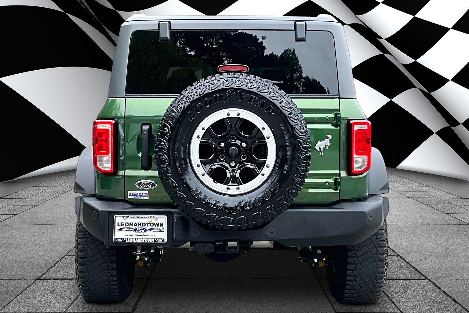 Used 2023 Ford Bronco Big Bend w/ Sasquatch Package AWD/4WD image 5