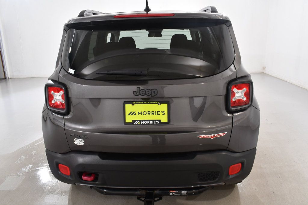Used 2017 Jeep Renegade Trailhawk w/ Cold Weather Group II AWD/4WD image 13