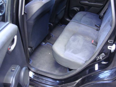 Used 2013 Honda Fit Sport image 11