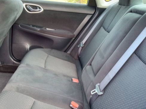 Used 2015 Nissan Sentra SR FWD image 14