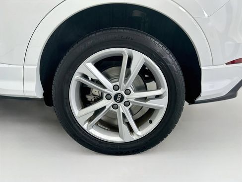 Used 2023 Audi Q3 2.0T Premium w/ Convenience Package AWD/4WD image 29