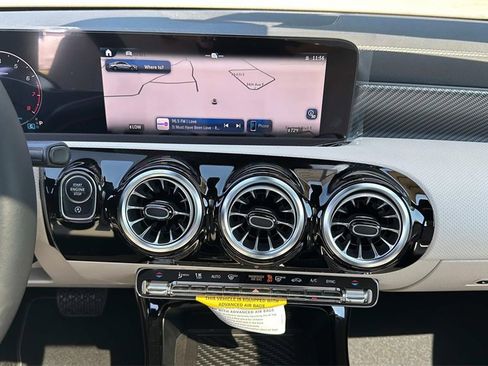 Used 2025 Mercedes-Benz CLA 250 image 25