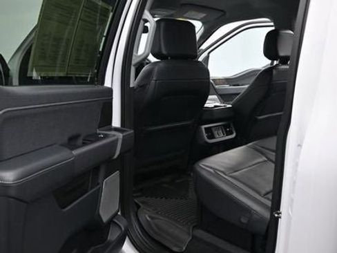 Used 2024 Ford F250 Lariat image 17