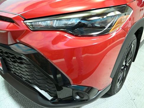 Used 2024 Toyota Corolla Cross AWD Hybrid w/ Moonroof Package image 14