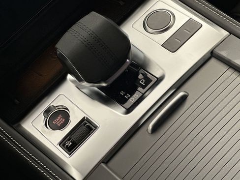 Used 2026 Jaguar F-PACE R-Dynamic S image 21