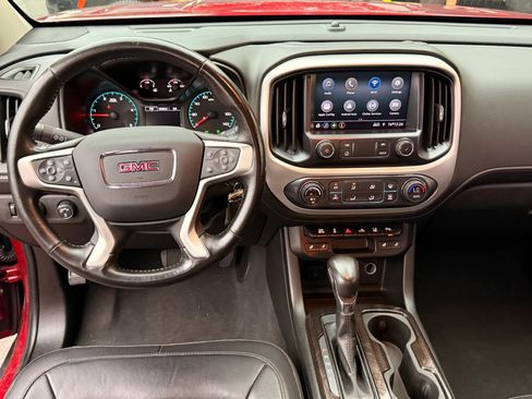 Used 2022 GMC Canyon Elevation w/ Elevation Premium Package AWD/4WD image 10
