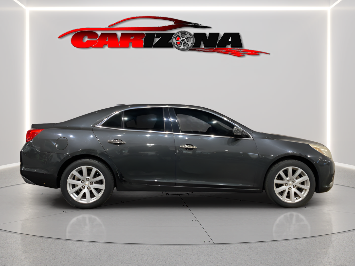 Used 2015 Chevrolet Malibu LT FWD image 2
