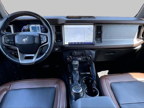 Used 2023 Ford Bronco Outer Banks AWD/4WD image 15