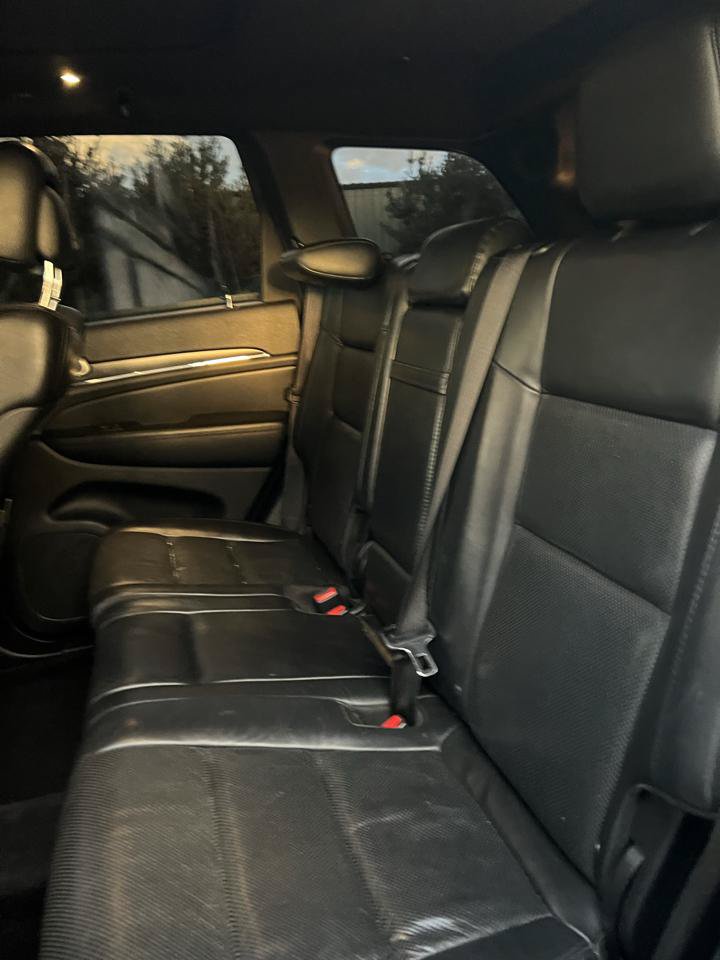 Used 2018 Jeep Grand Cherokee Limited w/ Luxury Group II RWD image 8