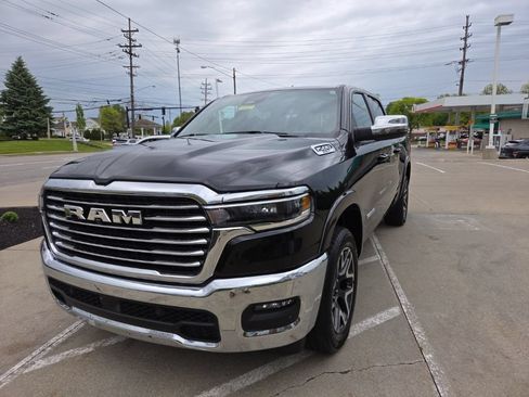 Certified 2025 RAM 1500 Laramie w/ Bed Utility Group AWD/4WD image 5