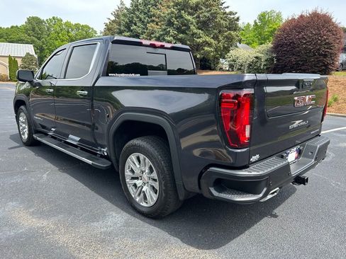 Used 2025 GMC Sierra 1500 Denali w/ Technology Package AWD/4WD image 28