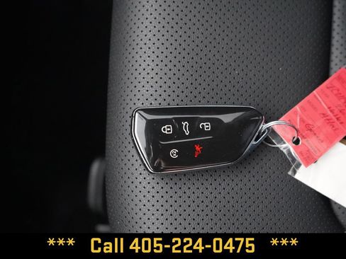 Used 2026 Volkswagen Atlas Cross Sport SE FWD image 34