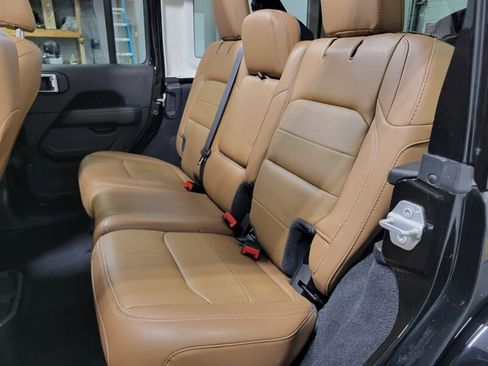 Used 2021 Jeep Wrangler Unlimited Sahara AWD/4WD image 77