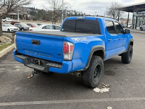 Used 2020 Toyota Tacoma TRD Off-Road w/ TRD Premium Off Road Package image 8