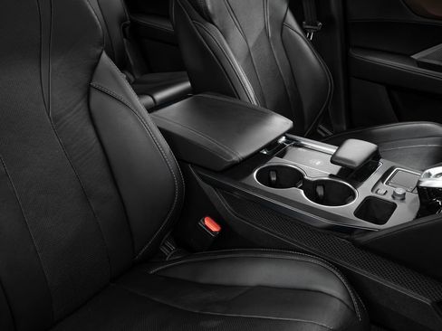 Used 2022 Acura MDX FWD w/ Technology Package image 29