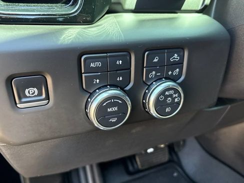 Used 2025 GMC Sierra 1500 AT4X AWD/4WD image 28