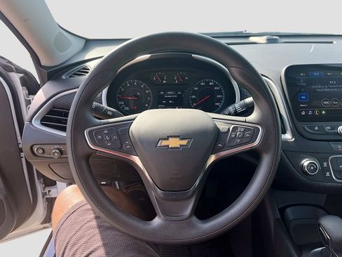Used 2024 Chevrolet Malibu LS w/ Driver Confidence Package FWD image 11