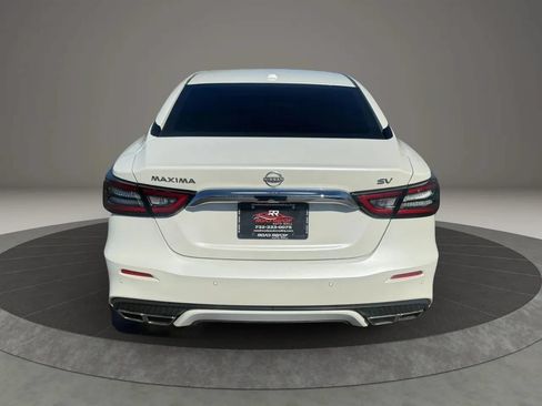 Used 2023 Nissan Maxima SV w/ Floor Mat Group FWD image 8
