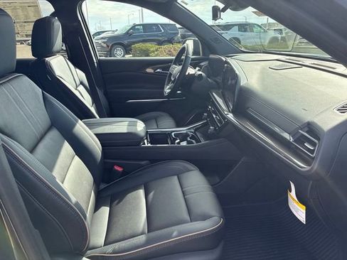 New 2026 Chevrolet Traverse High Country w/ LPO, Floor Liner Package image 18