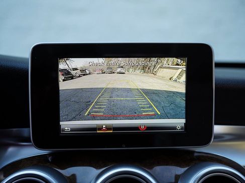 Used 2017 Mercedes-Benz C 300 Sedan image 31