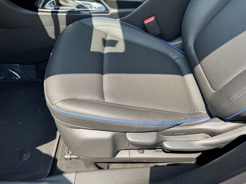 Used 2025 Buick Encore GX Sport Touring FWD image 14