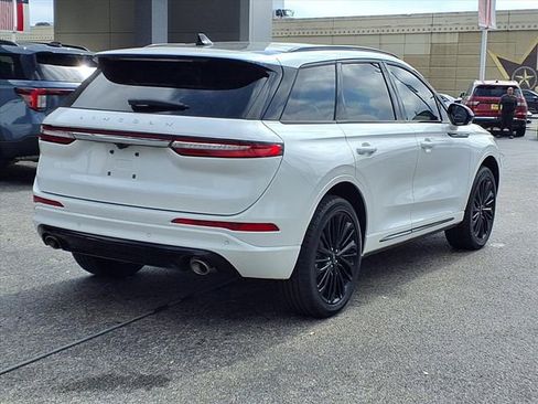 New 2026 Lincoln Corsair Grand Touring w/ Jet Appearance Package AWD/4WD image 2