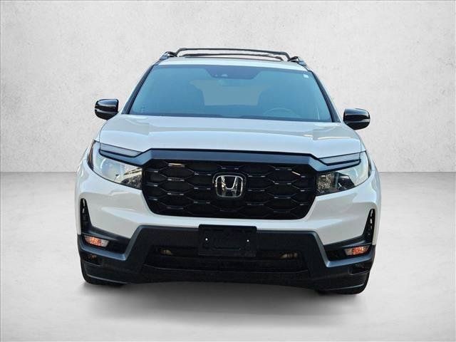 Used 2022 Honda Passport Elite image 2