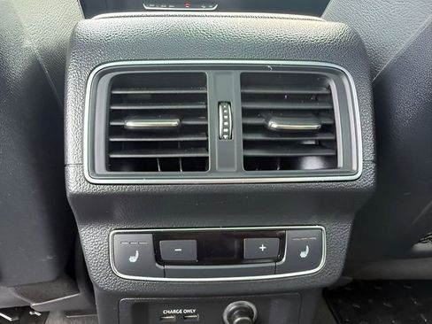 Used 2019 Audi Q5 2.0T Premium Plus w/ Premium Plus Package image 10