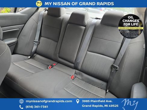 Used 2023 Nissan Altima 2.5 SV w/ SV Premium Package AWD/4WD image 29